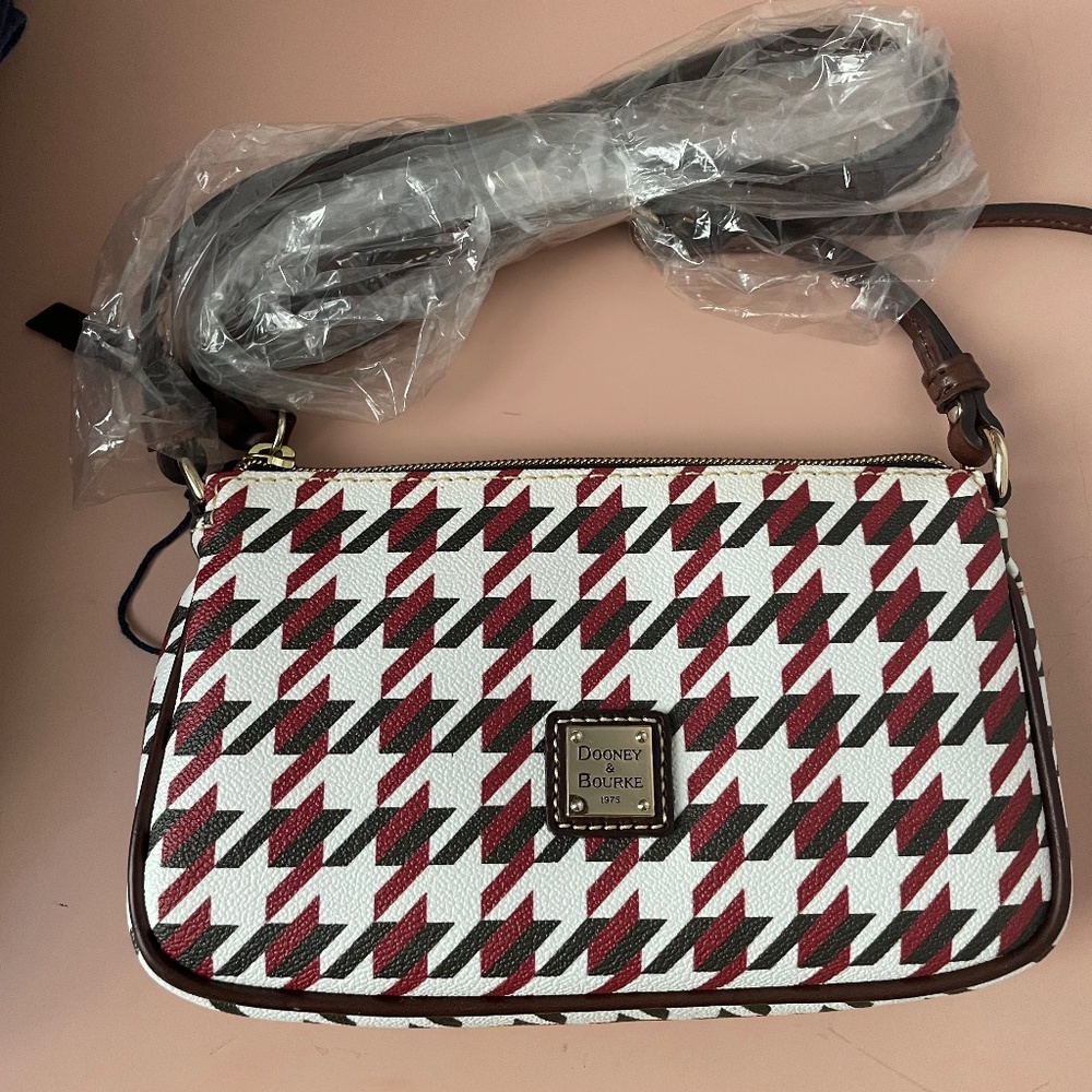 Like New! - Dooney & Bourke Houndstooth Crossbody